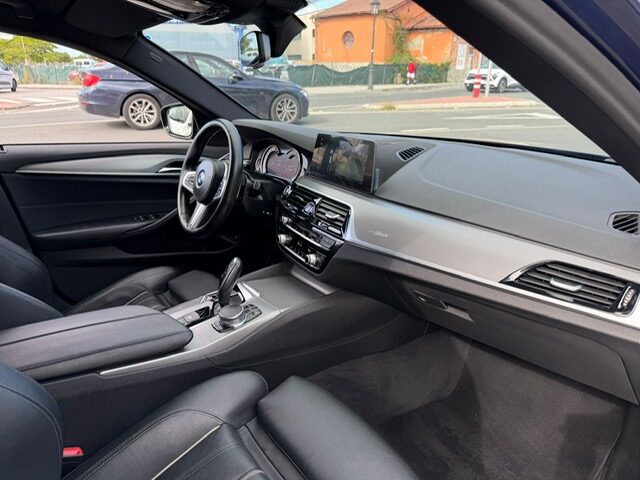 BMW Serie 5 520D M SPORT