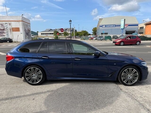 BMW Serie 5 520D M SPORT