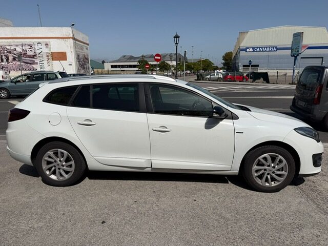 RENAULT Megane SPORT TOURER