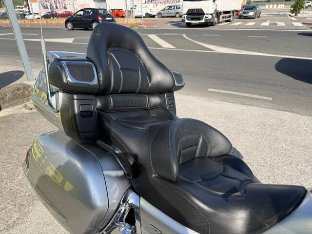 HONDA GOLDWING