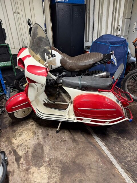 VESPA VESPA VESPA