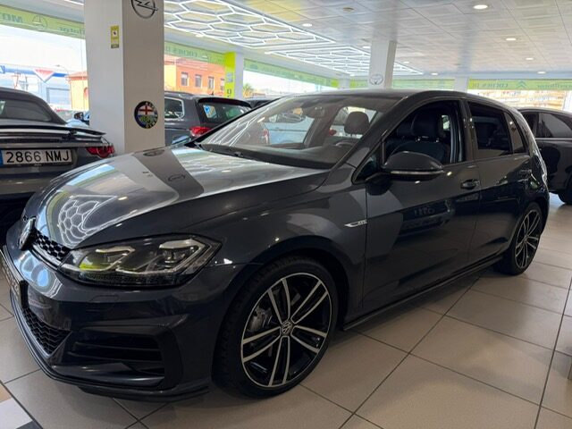 VOLKSWAGEN GOLF GOLF VII