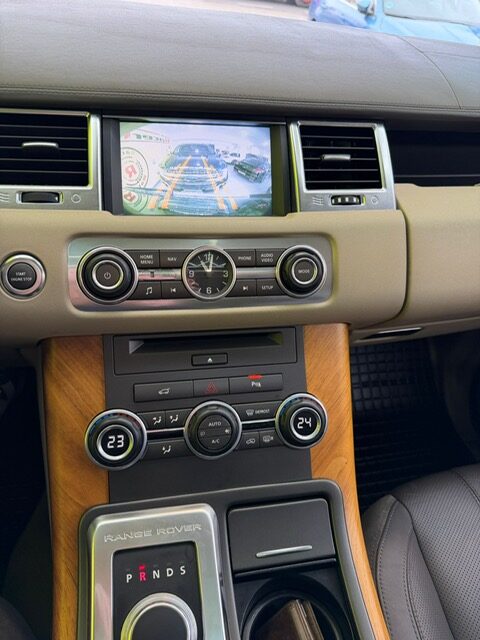 LAND-ROVER RANGE ROVER SPORT
