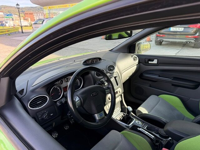 FORD FOCUS 2.5RS